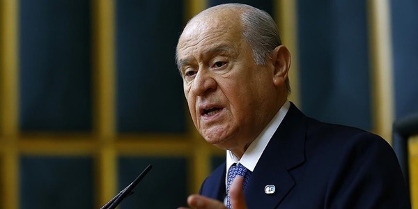 Yeni bir anayasaya ihtiyaç duyulduğu inkar edilmez bir gerçektir
