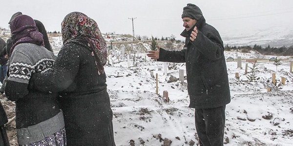 Sur'da ölen Melek'in babasından PKK'ya tepki