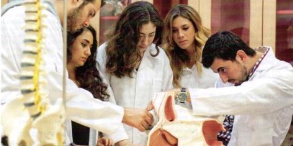 'Tıp fakültelerinin kontenjanları dondurulacak'