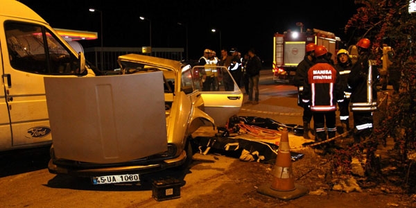 Manisa ve Mardin'de trafik kazası: 6 ölü, 9 yaralı
