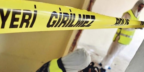 Amasya'da köy muhtarı evinde ölü bulundu