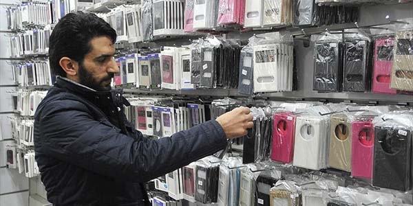 Sur esnafı ekmeğini başka semtlerde arıyor
