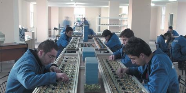 Elektronik montaj eğitimi artık 3 boyutlu