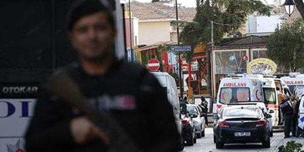 Ankara'da Sultanahmet patlaması alarmı