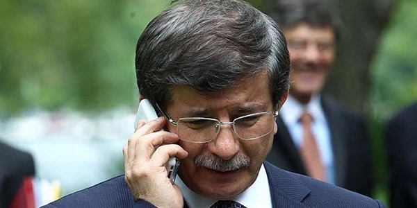 Davutoğlu, Merkel'e saldırı ile ilgili bilgi verdi
