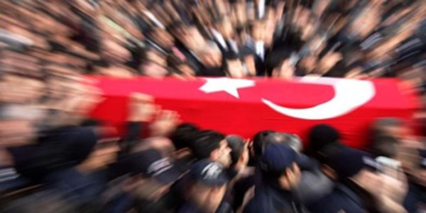 Diyarbakır'da 1 asker şehit oldu