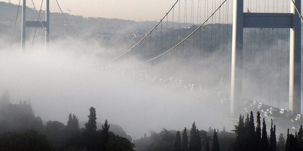 İstanbul Boğazı, gemi geçişlerine kapatıldı