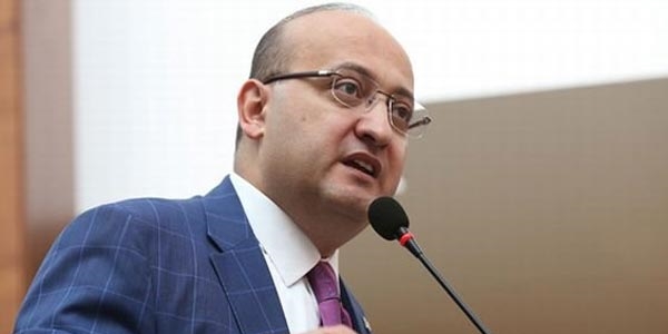 Terör şakşakçıları demokrasinin altını oyuyor