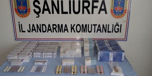 PYD'ye ilaç götüren 2 kişi yakalandı