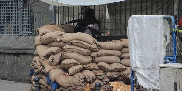 Cizre, Silopi ve Sur'a 15 zırhlı karakol kurulacak