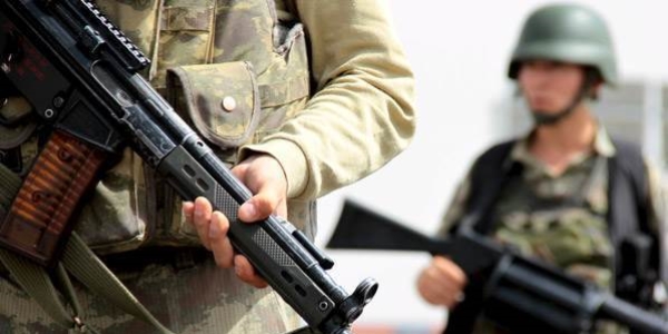 Cizre'de 4 teröristin bahçeye gömülmüş cesetleri bulundu
