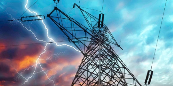 Elektriği yine kayıp kaçak çarptı