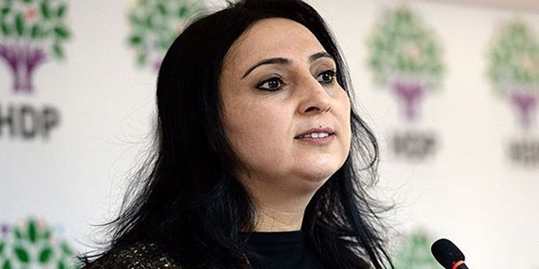 'Sarayın bize dayattığı şemaya mahkum değiliz'