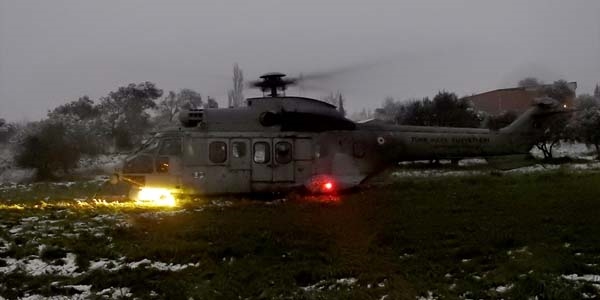 zmir'de askeri helikopter zorunlu ini yapt