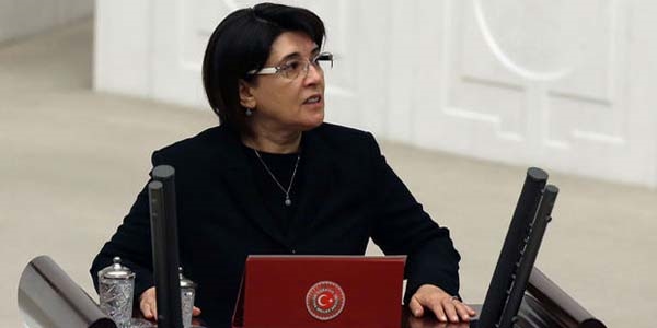 'Leyla Zana meclis'ten maa alyor mu?'