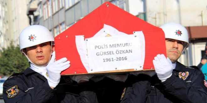 Kalp krizi geçiren polis memuruna son görev