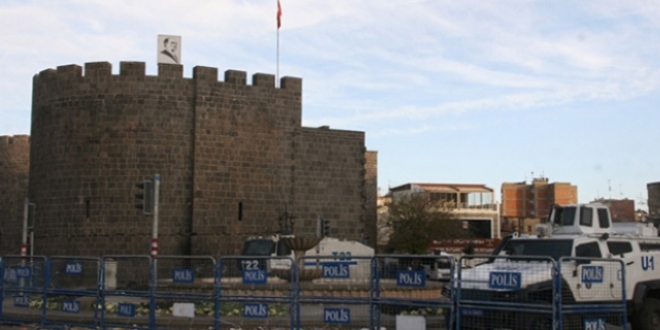 Sur'da sokağa çıkma yasağı genişletildi