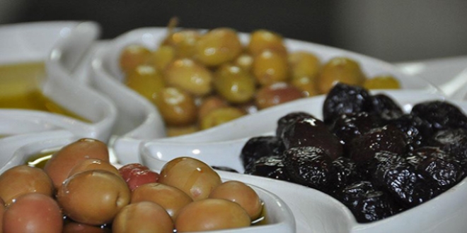 Zeytinin fiyatı yüzde 120, yağının ise yüzde 250 arttı