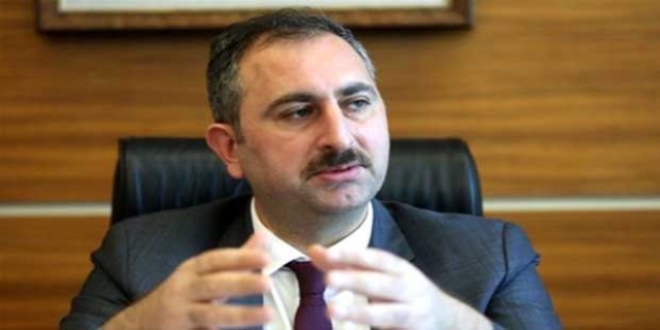 'Size etek giydirip gezdiririz'