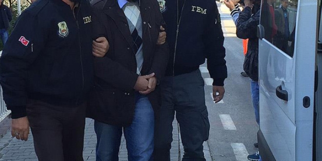 Başkentte iki terörist gözaltına alındı