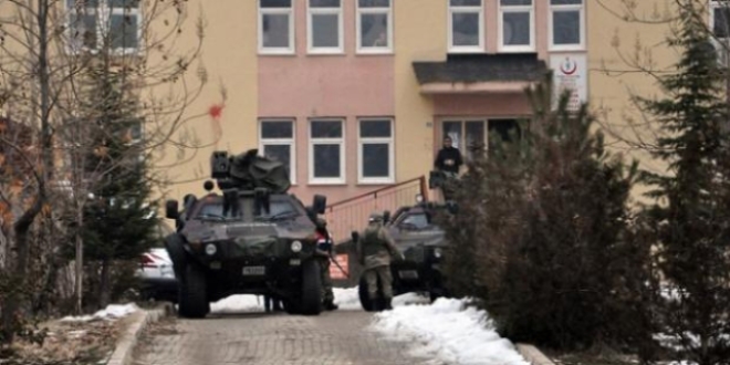 Tunceli'de terör operasyonu: 8 tutuklama
