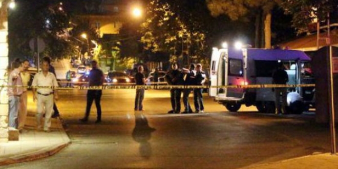 Diyarbakır'da İl Emniyet Müdürlüğü binasına silahlı saldırı