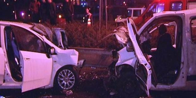 Ankara'da trafik kazas: 5 l, 5 yaral