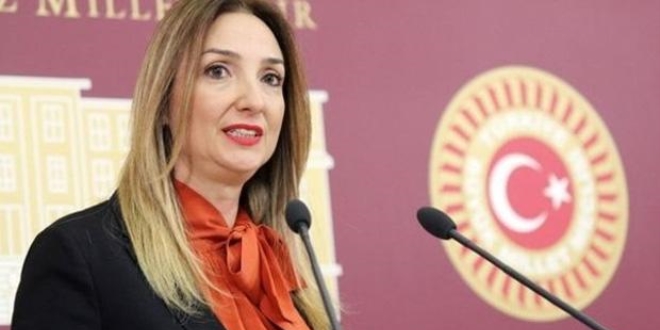 Nazlıaka, ihraç gerekçesini istedi alamadı