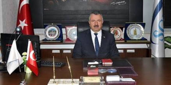 Hizmetli olarak işe girdiği kuruma müdür oldu