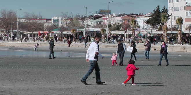 Denizin 70 metre ekildii Silivri'ye ziyareti akn