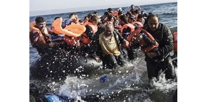 Edremit Körfezi'nde göçmen teknesi battı: 22 kişi öldü