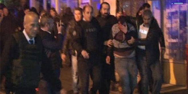 Pendik'te soyguncuyu rehine alan şahıs etkisiz hale getirdi