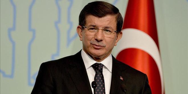 Başbakan Davutoğlu şehit ailelerini ziyaret etti