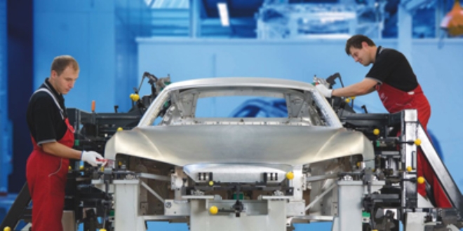 Otomotiv sektörü 2016'da 5 bin kişiye iş yaratacak