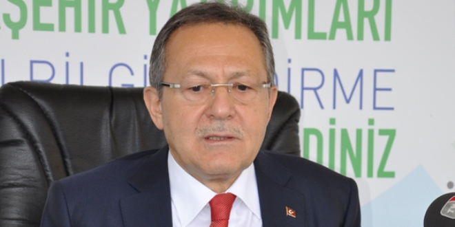 Başkan'dan Vali'ye 'nitelikli dolandırıcı' suçlaması