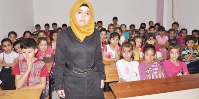 Suriyeli öğretmenlere yeterlilik sınavı yapıldı
