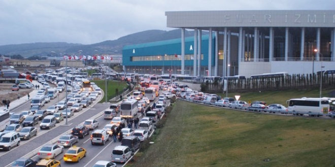 Rekor trafik çilesiyle geldi