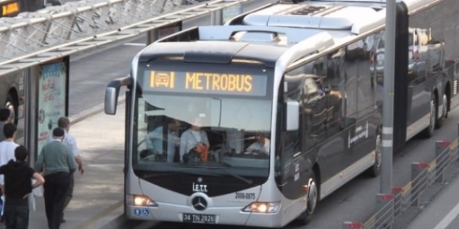 Metrobüste yeni uygulama bugün başladı