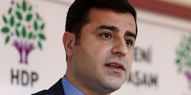 Demirtaş: PYD, Türkiye'ye bir kurşun atmıyor