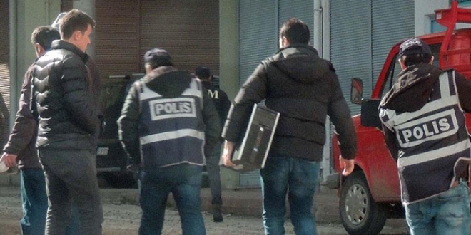 Giresun'da bir dershane ile özel okulda arama yapıldı