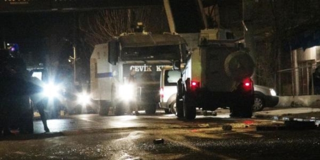 Mardin'de polis aracnn geii srasnda patlama