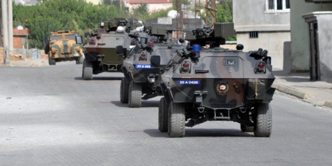 Valilik: Zırhlı araçtan ateş açılması kazara oldu