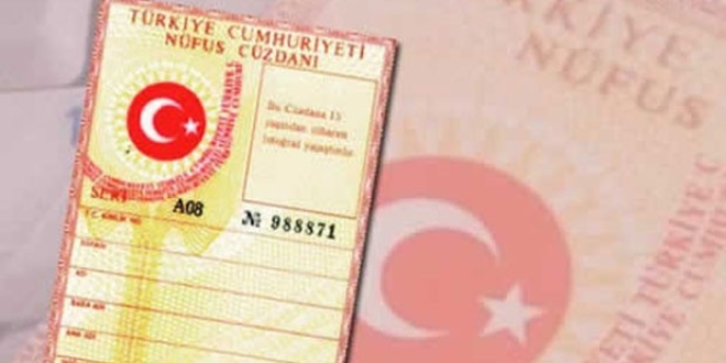 Evli kadınlar sadece bekarlık soyadını kullanabilecek