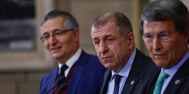Ümit Özdağ: MHP olağanüstü kurultaya gitmeli