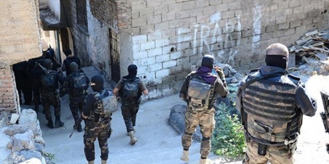 Diyarbakır'da şehit sayısı 3'ye yükseldi