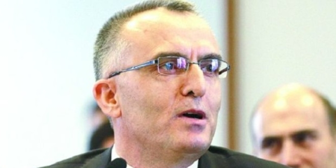 Ağbal: Ekonominin gidişatından mutlu değilim