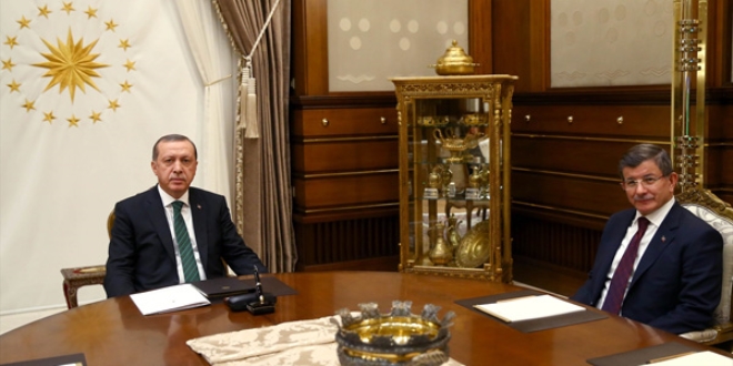 Başbakan Davutoğlu, Cumhurbaşkanlığı külliyesinde