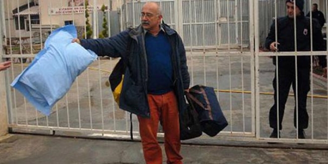 Yazar Sevan Nianyan'a hcre hapsi