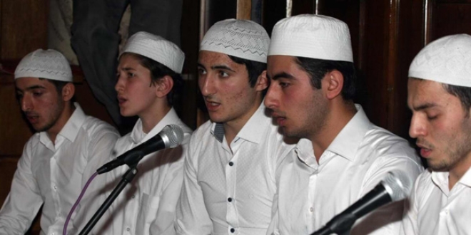 'Şehitler için bin hatim'