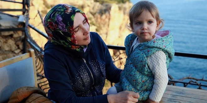 Üniversiteyi 9 yılda bitirmek zorunda kaldı